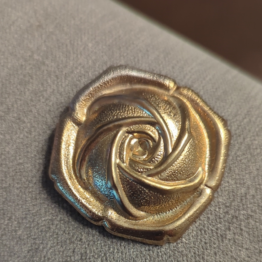 Gold Rose Scarf Clip